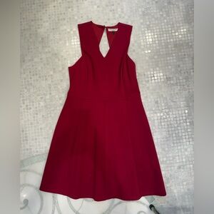 Halston Heritage Fitted V-Neck Sleeveless Midi Dress in Deep Berry